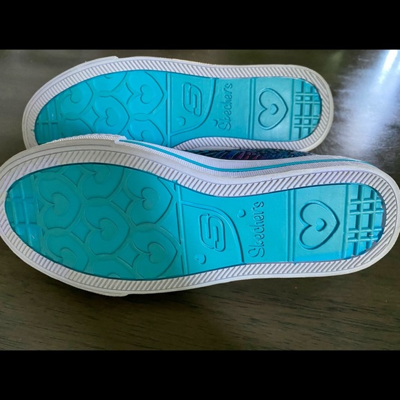 Girls Skechers Twinkle toes low top sneakers 💕 - Picture 7 of 11